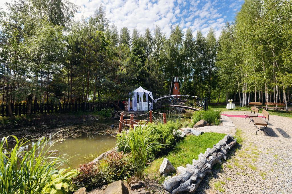 Hotel Restauracja Jas Wedrowniczek Rymanów Buitenkant foto